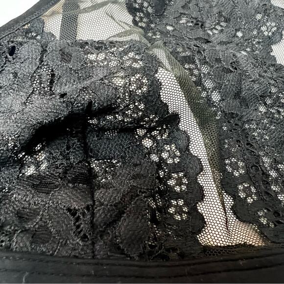 Victoria’s Secret Body by Victoria High Neck Lace Mesh Bralette Black Medium - Picture 8 of 10